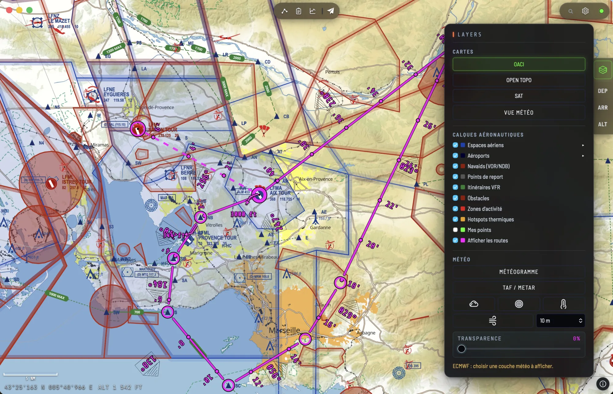 Carte OACI et panneau des couches&nbsp;: fonds de carte, calques aéronautiques et météo